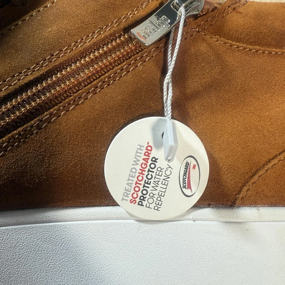 Fit Flop woman's Brown‎ High-Top Sneakers